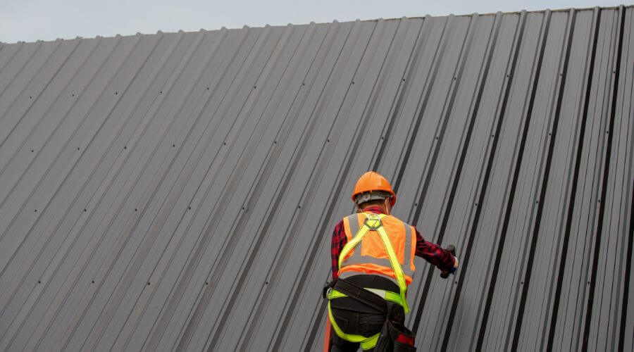 Professional gutter cleaning in Baldwin Place, NY